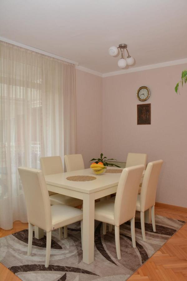 Lotus Apartment Vrnjacka Banja Exterior photo