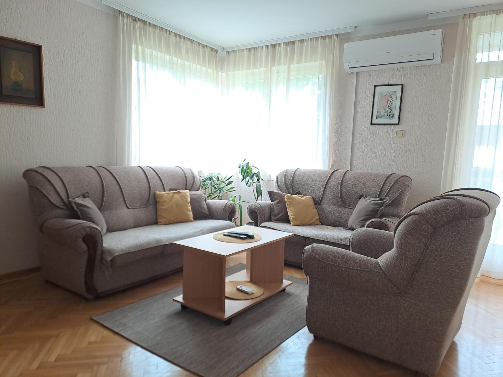 Lotus Apartment Vrnjacka Banja Exterior photo