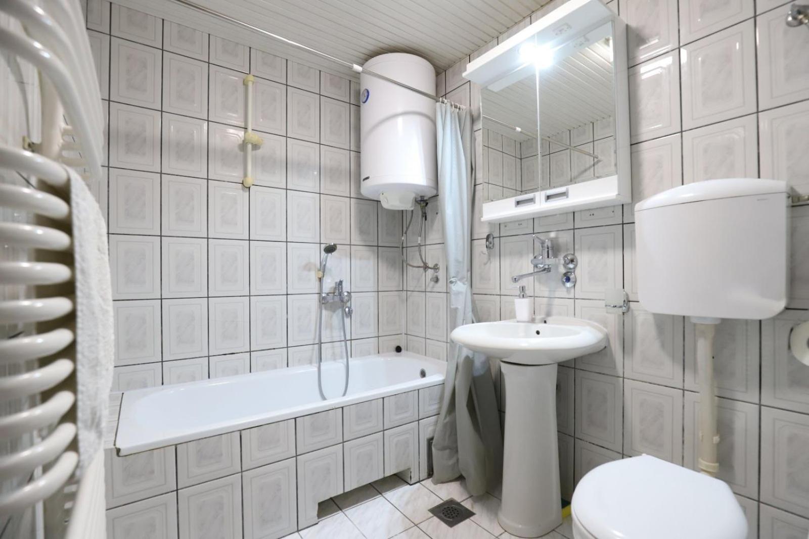 Lotus Apartment Vrnjacka Banja Exterior photo