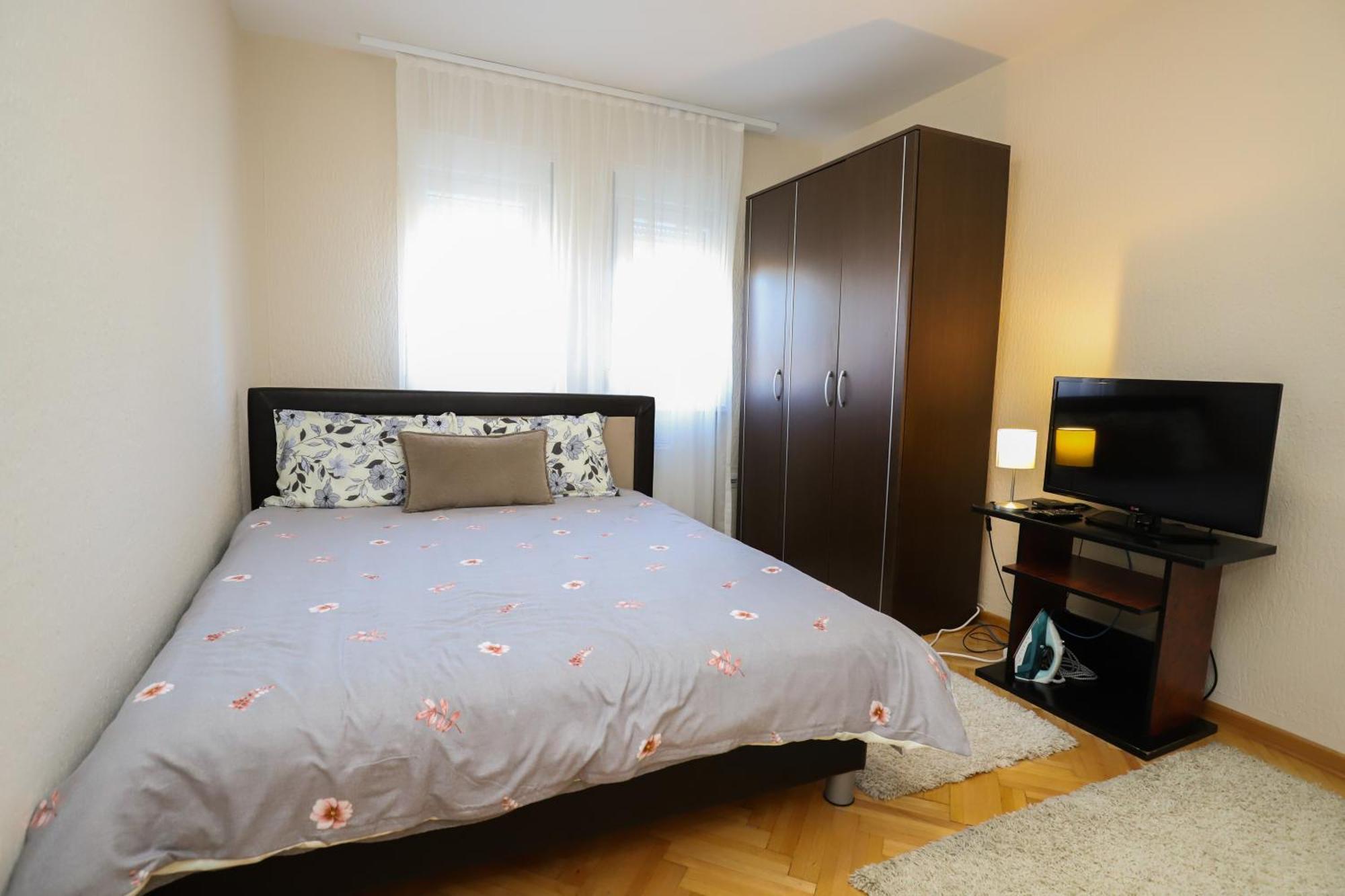 Lotus Apartment Vrnjacka Banja Exterior photo