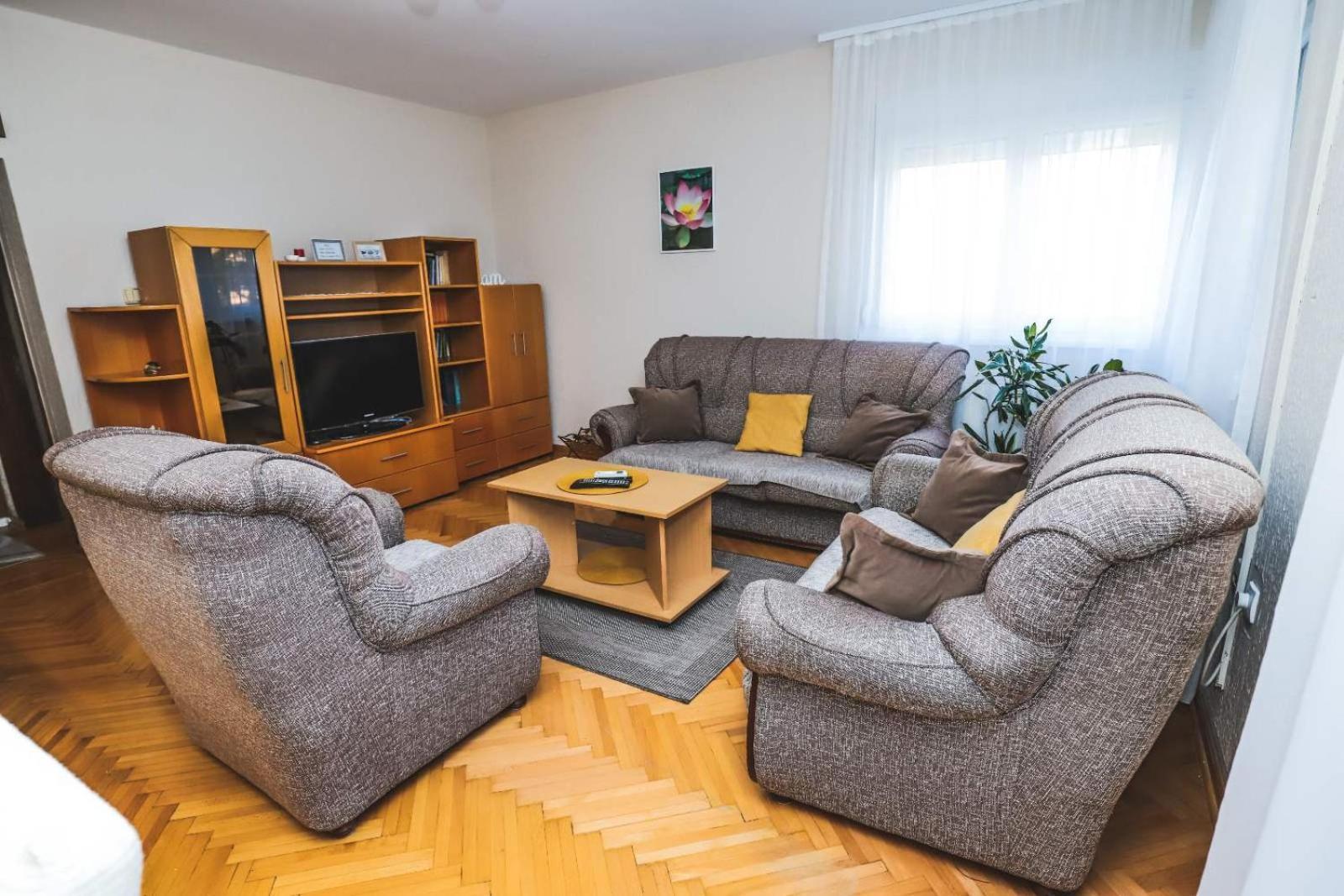 Lotus Apartment Vrnjacka Banja Exterior photo