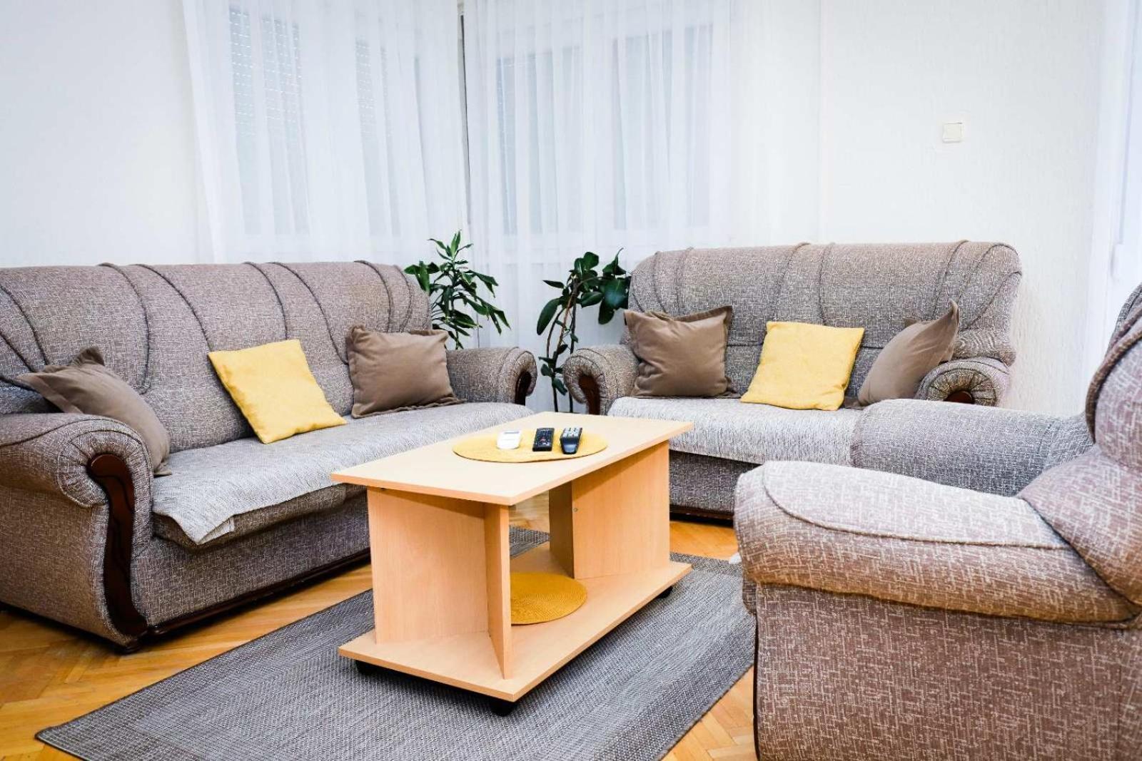 Lotus Apartment Vrnjacka Banja Exterior photo